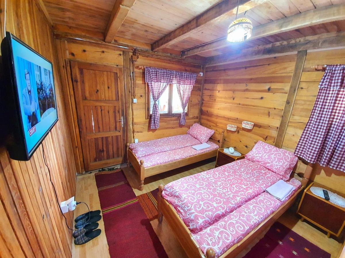 Nova Varoš Log Cabin Uvac מראה חיצוני תמונה