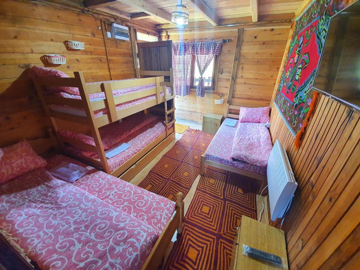 Nova Varoš Log Cabin Uvac מראה חיצוני תמונה