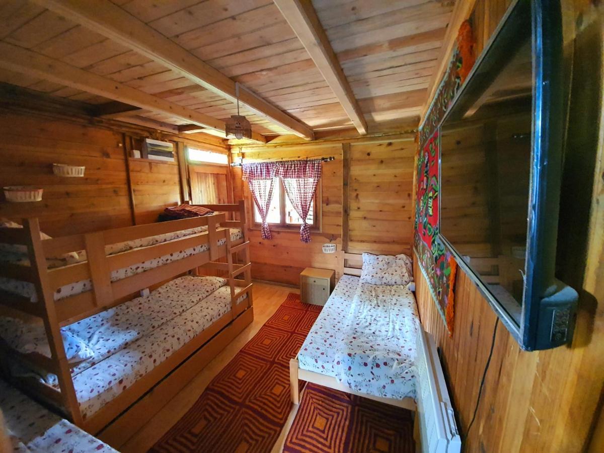 Nova Varoš Log Cabin Uvac מראה חיצוני תמונה
